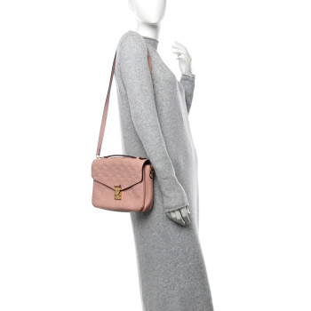 LOUIS VUITTON Empreinte Pochette Metis Rose Poudre