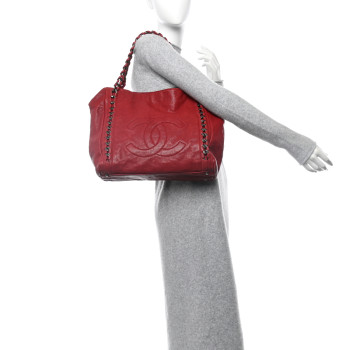 CHANEL Calfskin Modern Chain Tote Red