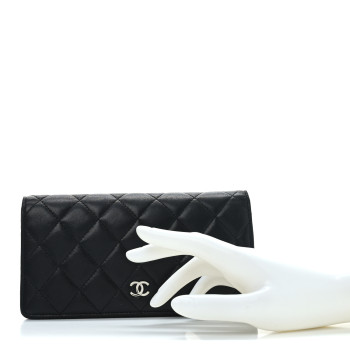 CHANEL Lambskin Quilted Yen Wallet Black