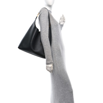 CHLOE Grained Calfskin Marcie Hobo Bag Black