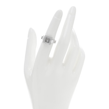 CHOPARD 18K White Gold Diamond Happy Diamond Square Pave Ring 53 6.25