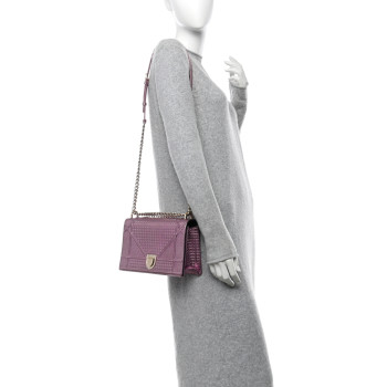 CHRISTIAN DIOR Metallic Patent Micro-Cannage Medium Diorama Flap Bag Pink CHRISTIAN DIOR Metallic Patent Micro-Cannage Medium Diorama Flap Bag Pink