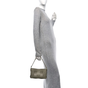 BOTTEGA VENETA Calfskin Maxi Intrecciato Cassette Pouch On Strap Travertine