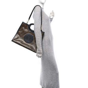 FENDI Glazed Fabric Vitello Century Plexiglass FF 1974 Stamp Patch Medium Runaway Shopper Tote Mogano Panna Black