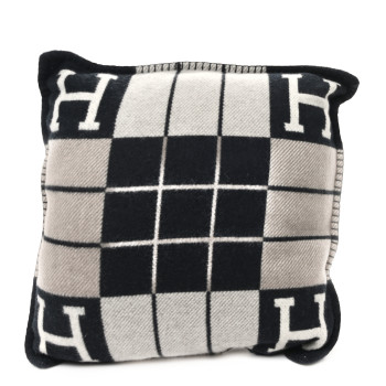 HERMES Wool Cashmere Avalon III Pillow PM Ecru Black