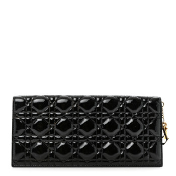 CHRISTIAN DIOR Patent Cannage Lady Dior Convertible Clutch Black CHRISTIAN DIOR Patent Cannage Lady Dior Convertible Clutch Black