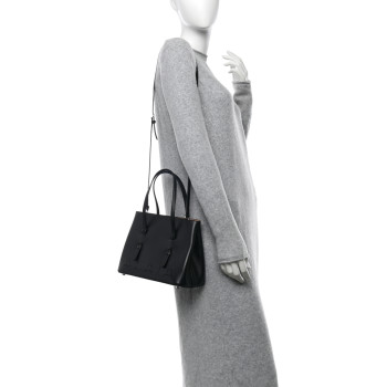 ALAIA Calfskin Laser Cut Mina 25 Bag Black ALAIA Calfskin Laser Cut Mina 25 Bag Black