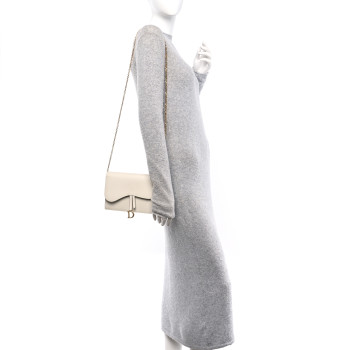 CHRISTIAN DIOR Grained Calfskin Saddle Chain Pouch Off White CHRISTIAN DIOR Grained Calfskin Saddle Chain Pouch Off White