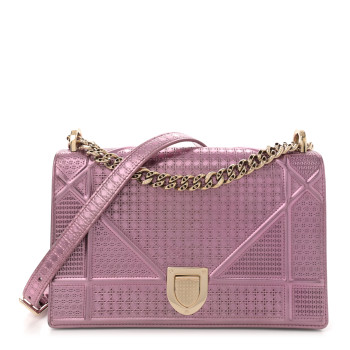 CHRISTIAN DIOR Metallic Patent Micro-Cannage Medium Diorama Flap Bag Pink CHRISTIAN DIOR Metallic Patent Micro-Cannage Medium Diorama Flap Bag Pink