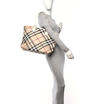 BURBERRY Nova Check Large Nickie Tote White