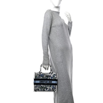 CHRISTIAN DIOR Canvas Embroidered Small Flowers Book Tote Blue CHRISTIAN DIOR Canvas Embroidered Small Flowers Book Tote Blue