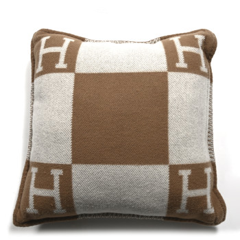 HERMES Wool Cashmere Avalon Pillow PM Ecru Camel