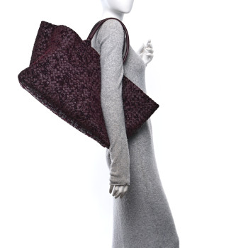 BOTTEGA VENETA Nappa Velours Intrecciato Large Cabat Bordeaux